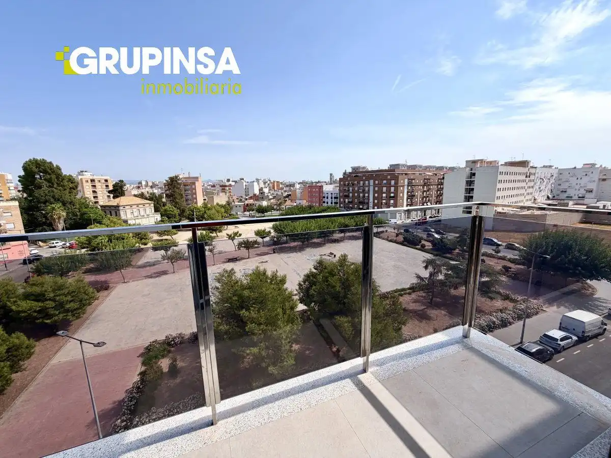 Pis amb terrassa en venda a Llombai, imagen 26