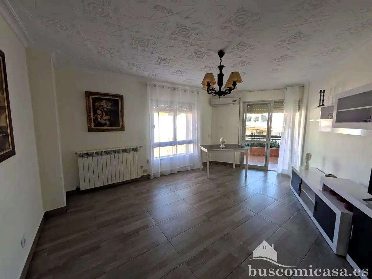 Sala d'estar de Pis per a compartir en Linares amb Aire condicionat i Moblat