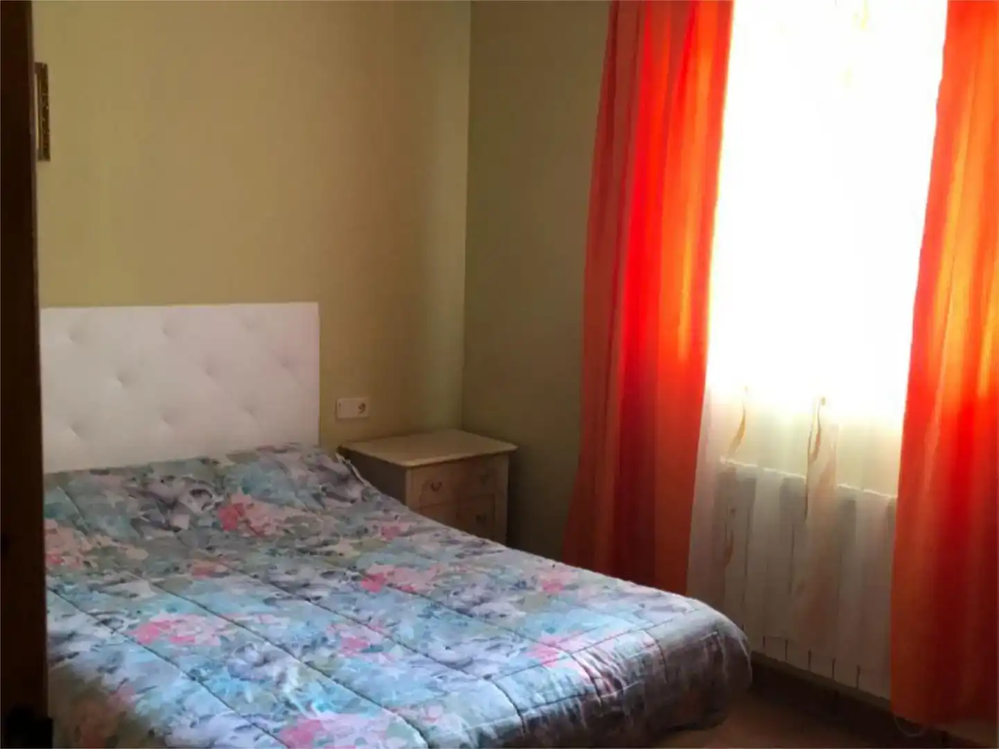 Habitación de Piso en venta en Villar de Cañas con Jardín privado, Trastero y Piscina