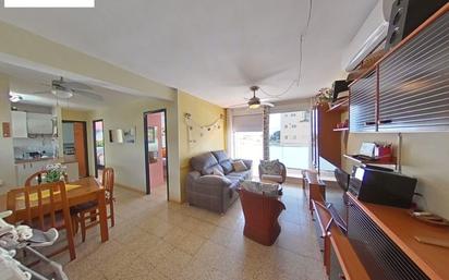 Living room of Flat for sale in Roda de Berà  with Air Conditioner, Terrace and Balcony