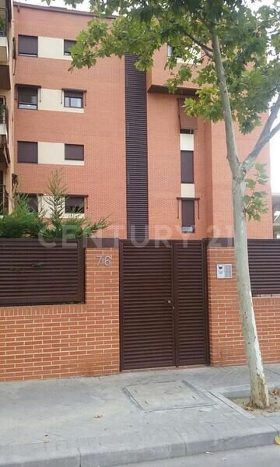 Exterior view of Garage for sale in Rivas-Vaciamadrid