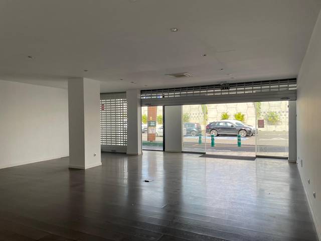 Local comercial en Alquiler en Las Chafiras