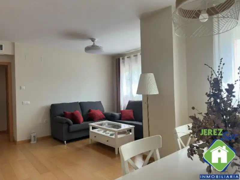 Sala d'estar de Pis de lloguer en Jerez de la Frontera amb Aire condicionat i Moblat