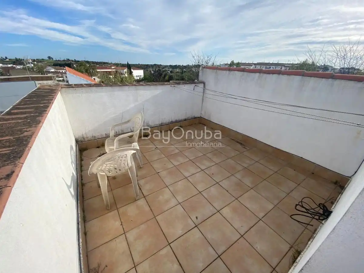 Detached homes for sale in Calañas