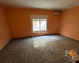 Flat for sale in Flix