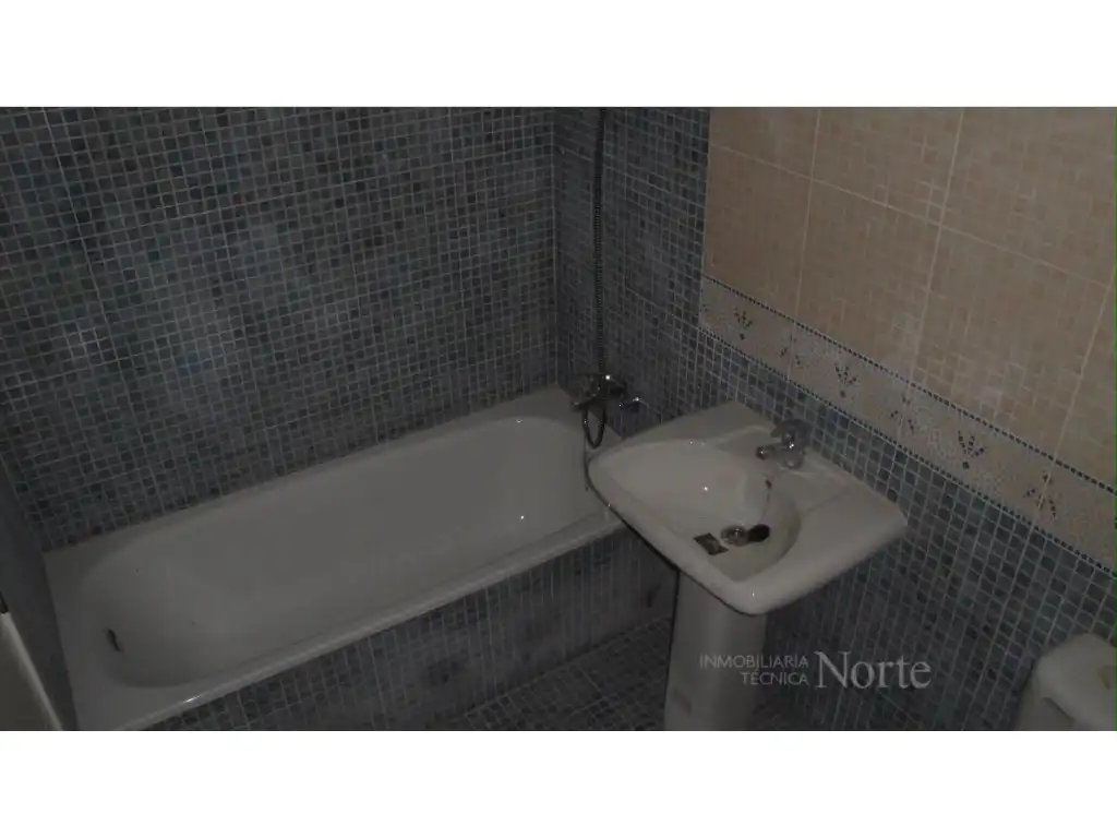 Houses for rent in Calle Bajada Al Lavadero, Valdeolmos-Alalpardo