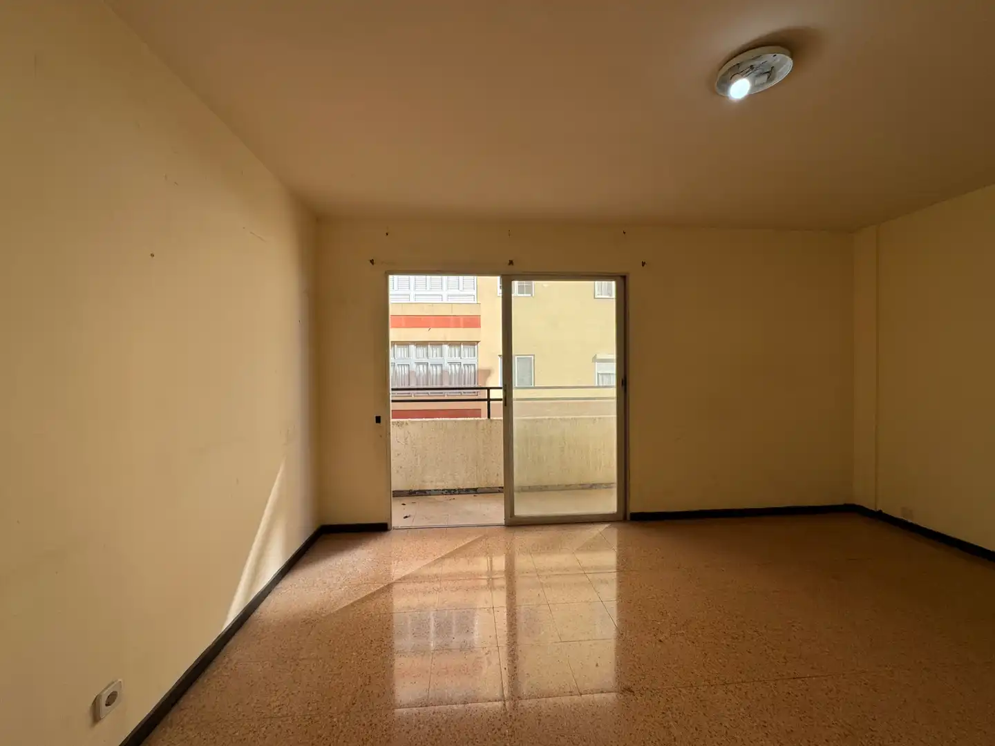 Vista exterior de Piso en venta en Telde con Trastero