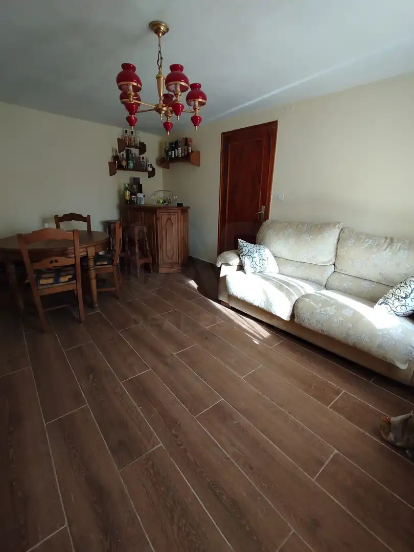 Sala d'estar de Finca rústica en venda en Pajares de los Oteros amb Calefacció