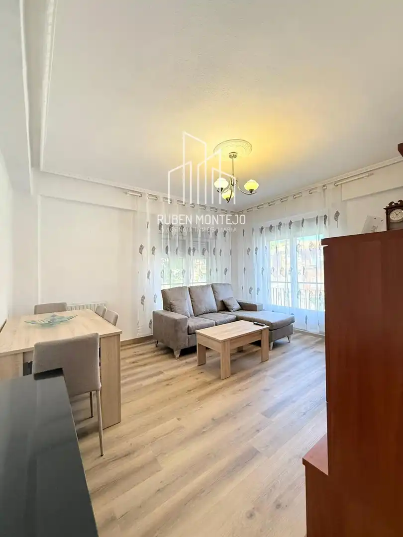 Exterior view of Flat for rent in Salamanca  with Heating, Storage room and Furnished