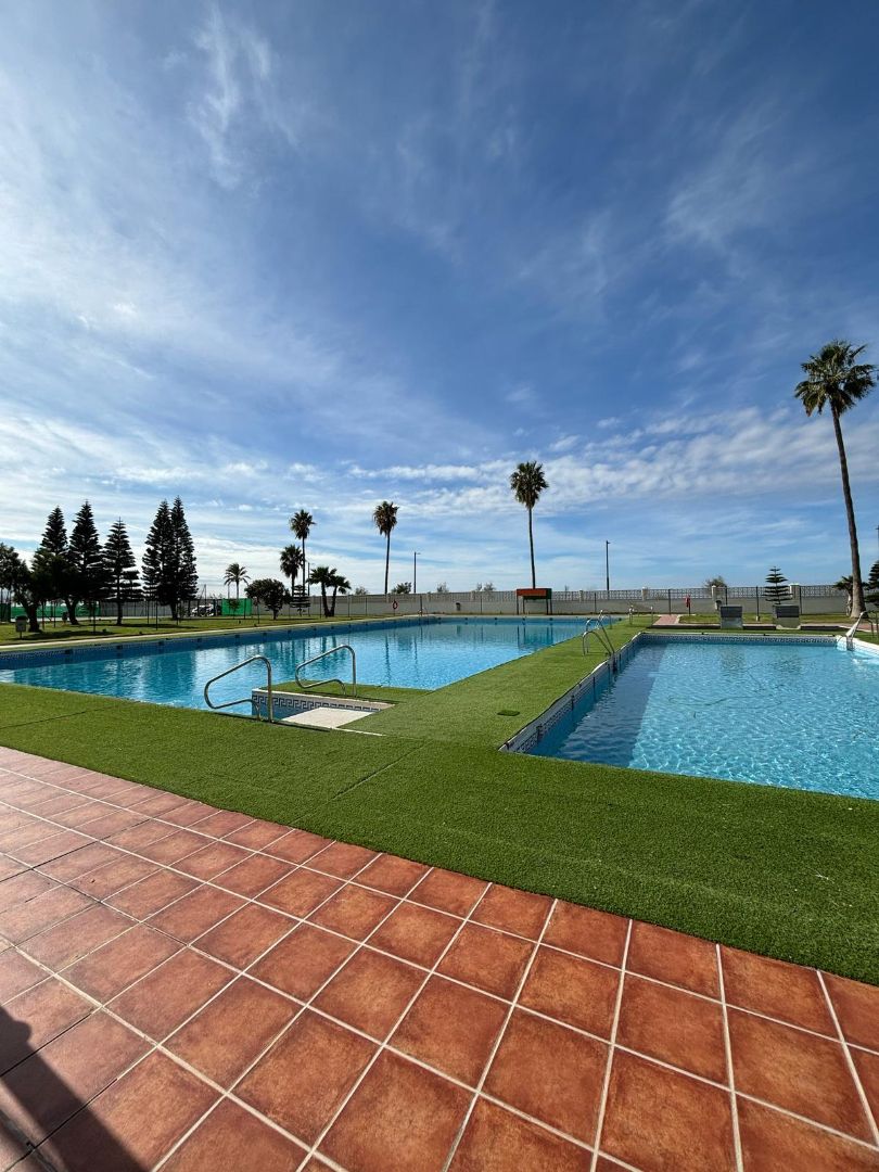 Swimming pool of Flat for rent in Salobreña  with Air Conditioner, Heating and Terrace