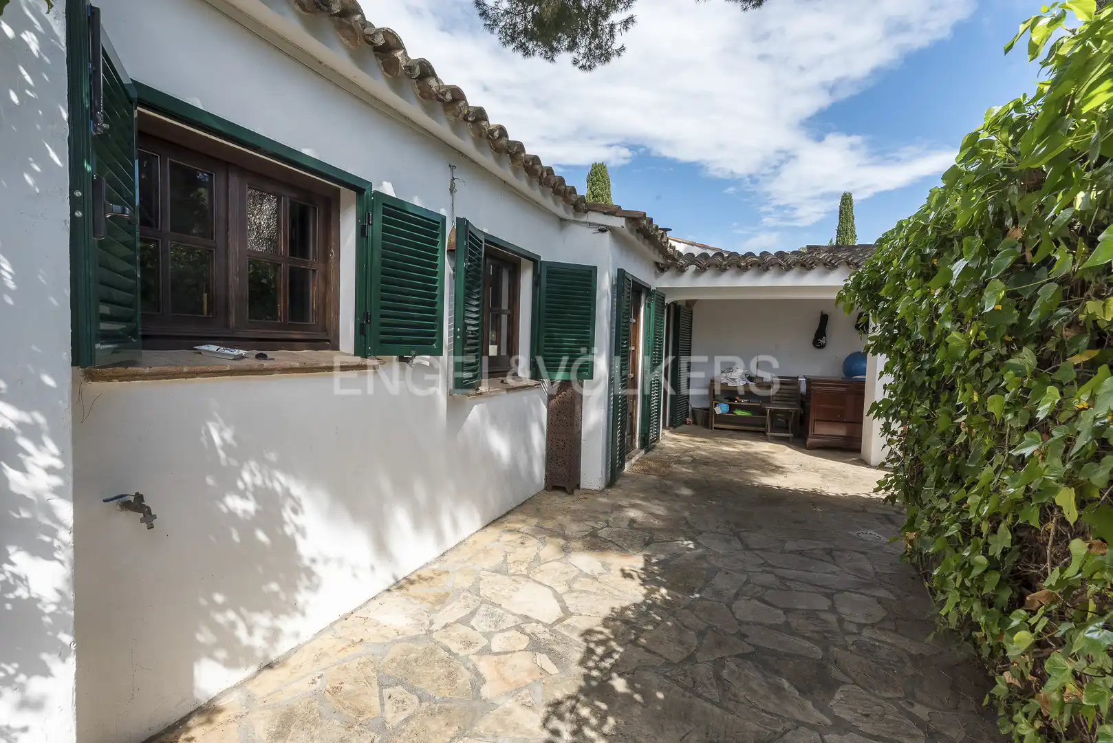 Exterior view of Buildings for sale in Sant Pere de Ribes