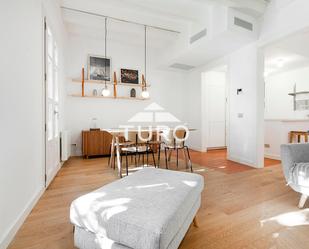 Sala d'estar de Pis de lloguer en  Barcelona Capital amb Aire condicionat, Calefacció i Moblat