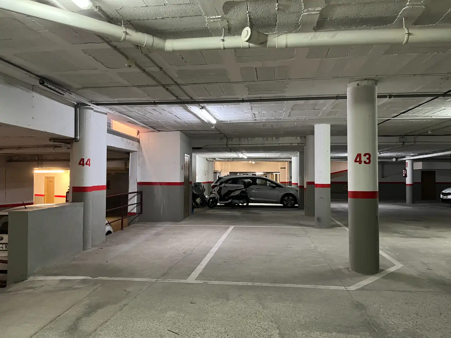 Parkplatz von Garage zur Miete in Cornellà del Terri
