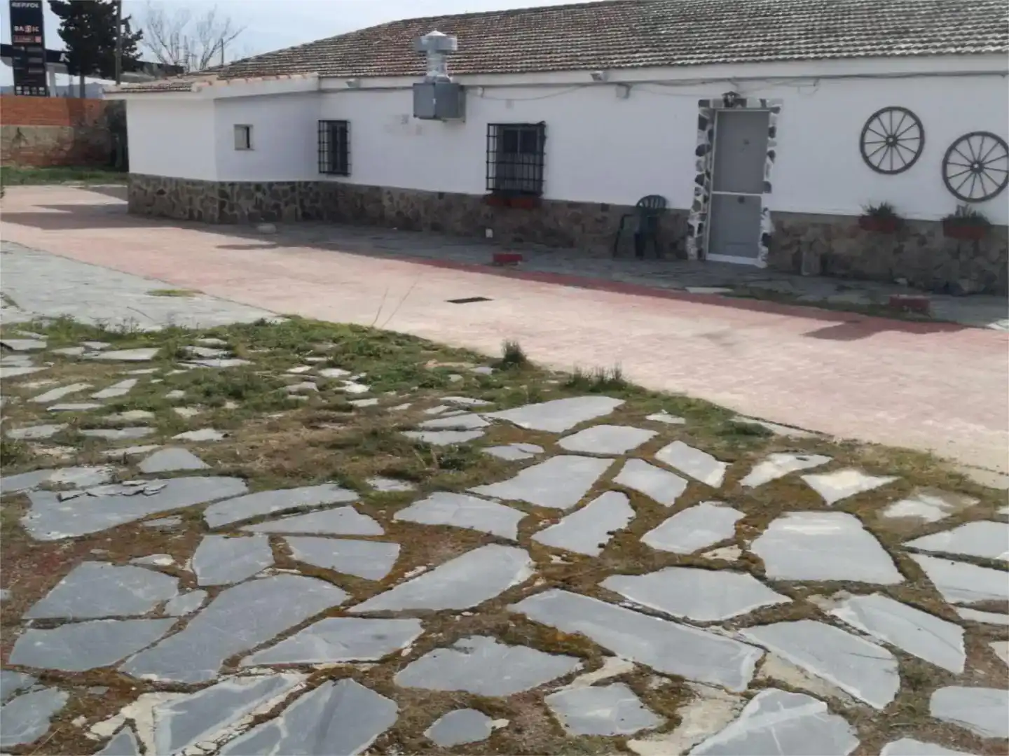 Vista exterior de Casa o chalet en venta en Albarreal de Tajo con Aire acondicionado