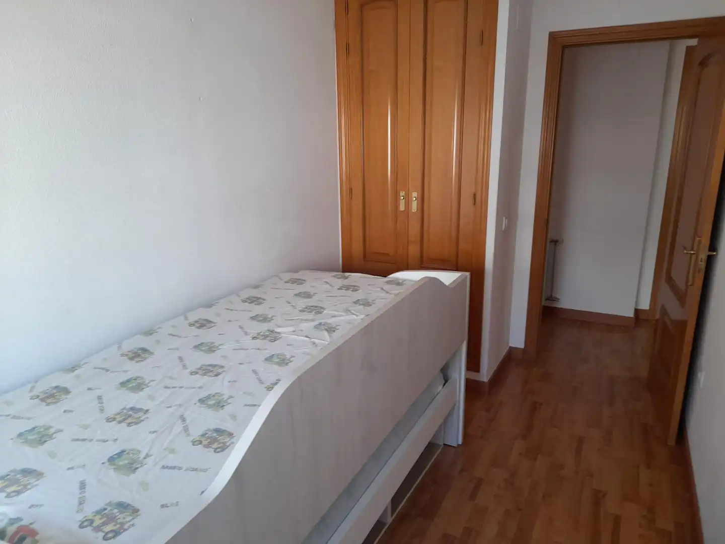 Schlafzimmer von Wohnung zum Verkauf in Cáceres mit Heizung, Terrasse und Abstellraum