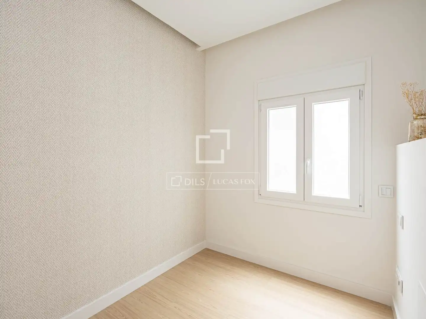 Schlafzimmer von Wohnung zur Miete in Barcelona mit Klimaanlage, Parkett und Terrasse