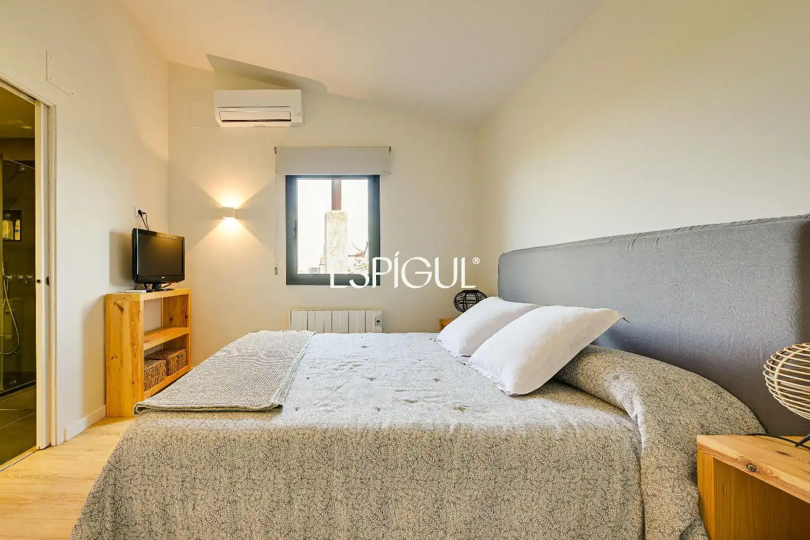 Dormitori de Casa o xalet en venda en La Bisbal d'Empordà amb Aire condicionat, Calefacció i Parquet