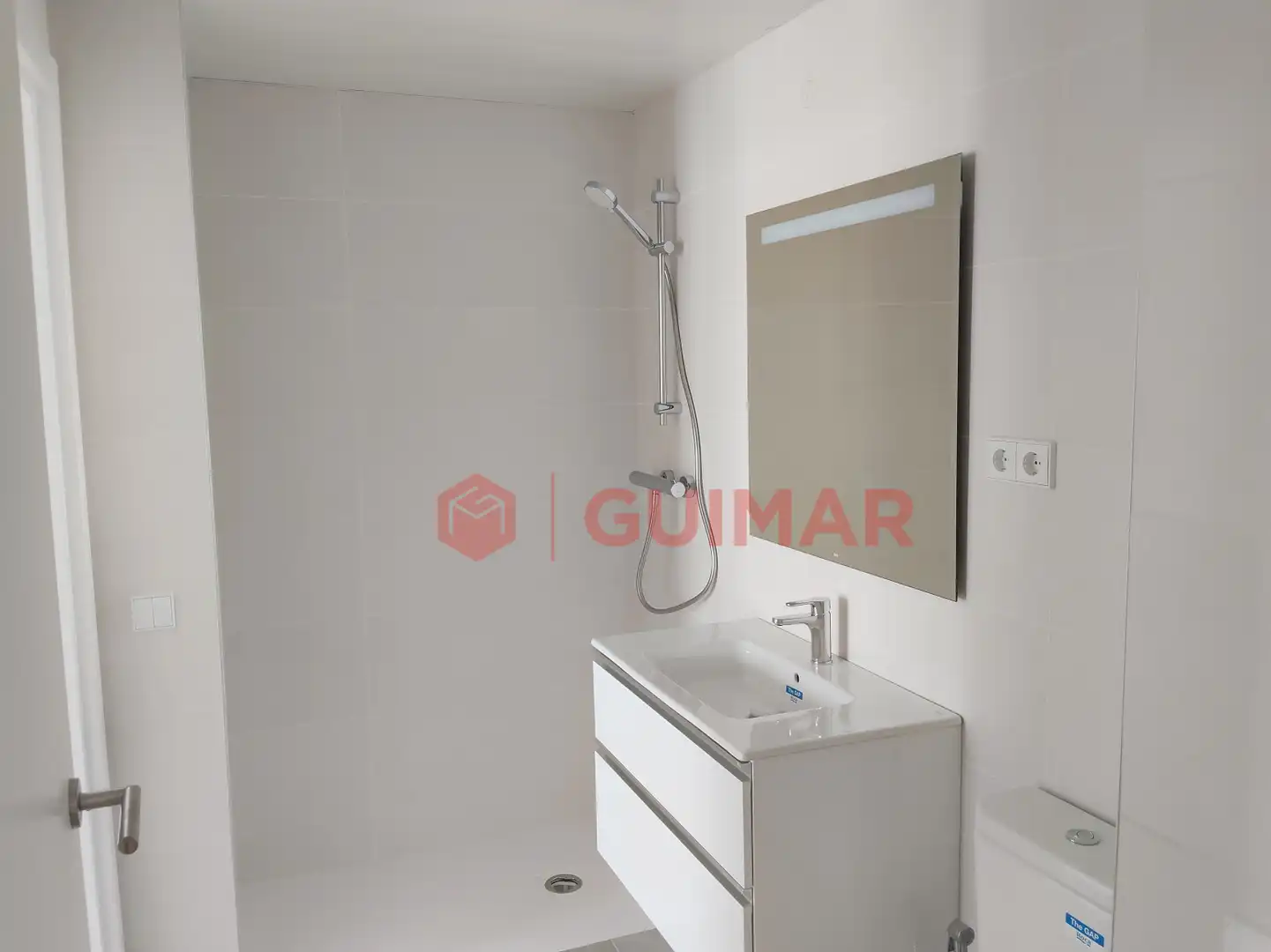 Piso en venta en AV. BARCELONA, Centre