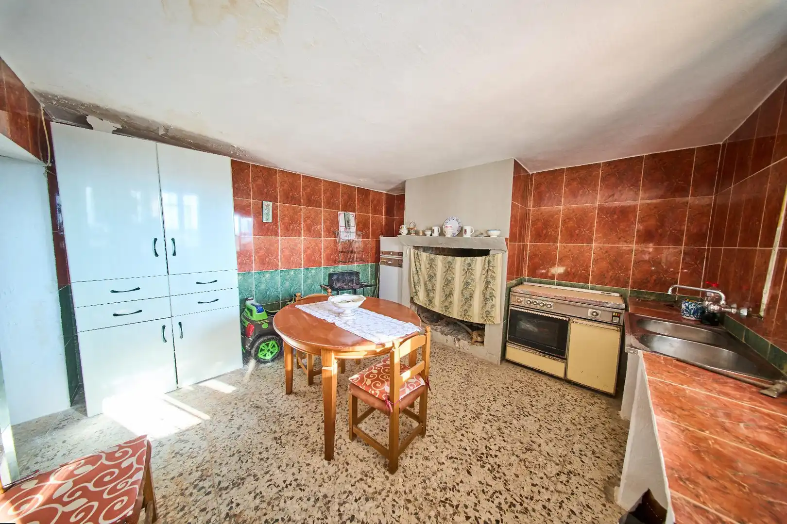 Kitchen of Country homes for sale in Baza  with Air Conditioner, Heating and Terrace