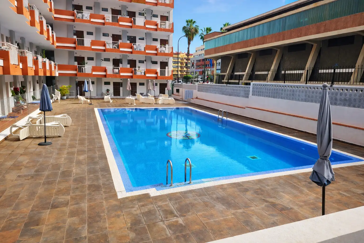 Piscina de Piso en venta en Puerto de la Cruz con Terraza