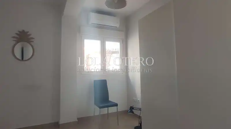 Bedroom of Attic for rent in Valencia  with Air Conditioner, Heating and Terrace