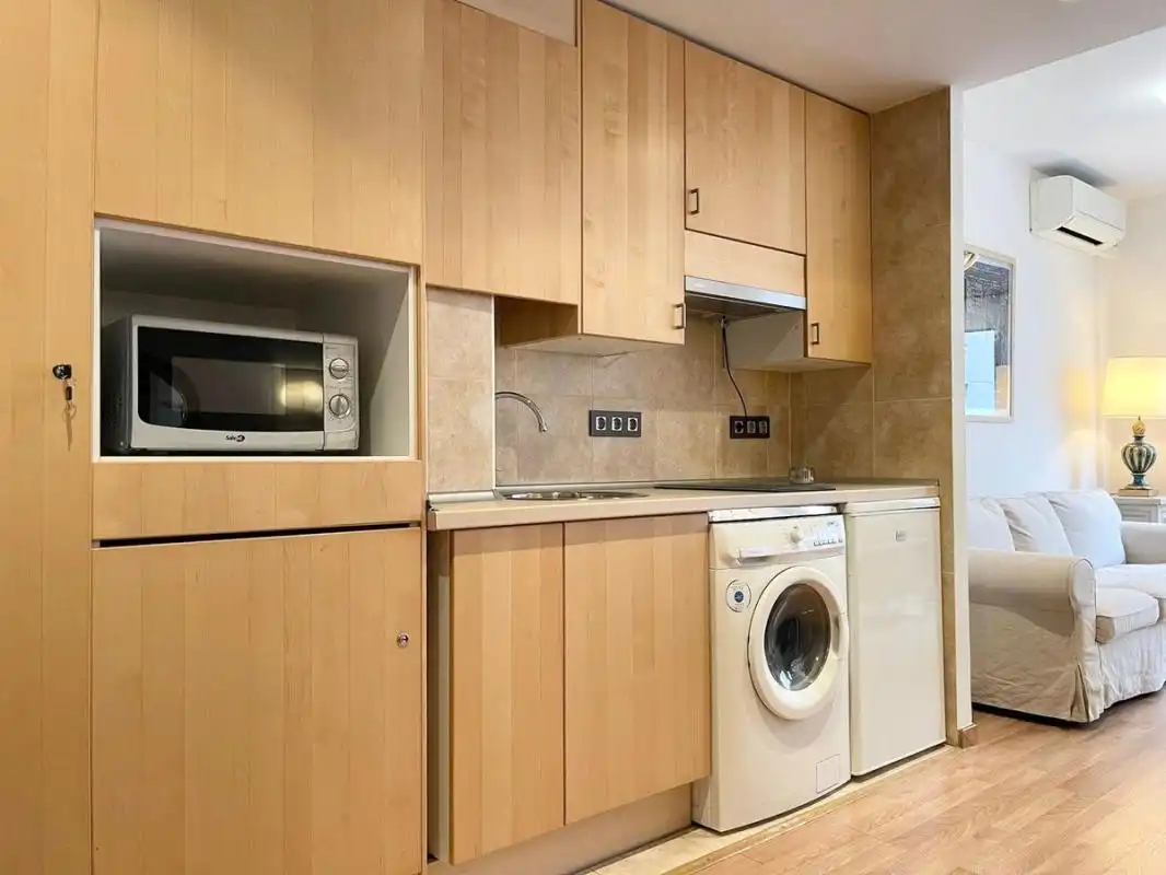 Study for rent in Calle de Serrano, Hispanoamérica - Bernabéu