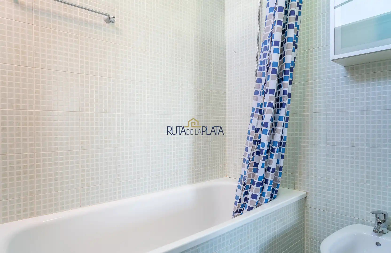 Baño de Ático de alquiler en Zamora Capital  con Aire acondicionado, Calefacción y Parquet