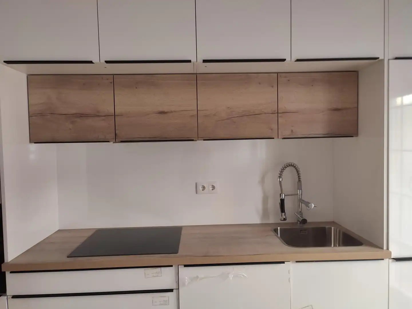 Kitchen of Flat for sale in Zaragoza  with Air Conditioner, Heating and Furnished
