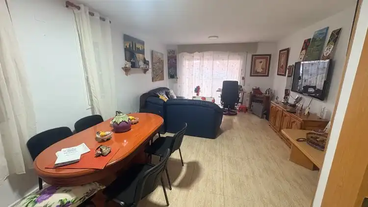 Sala de estar de Casa adosada en venta en Mont-roig del Camp