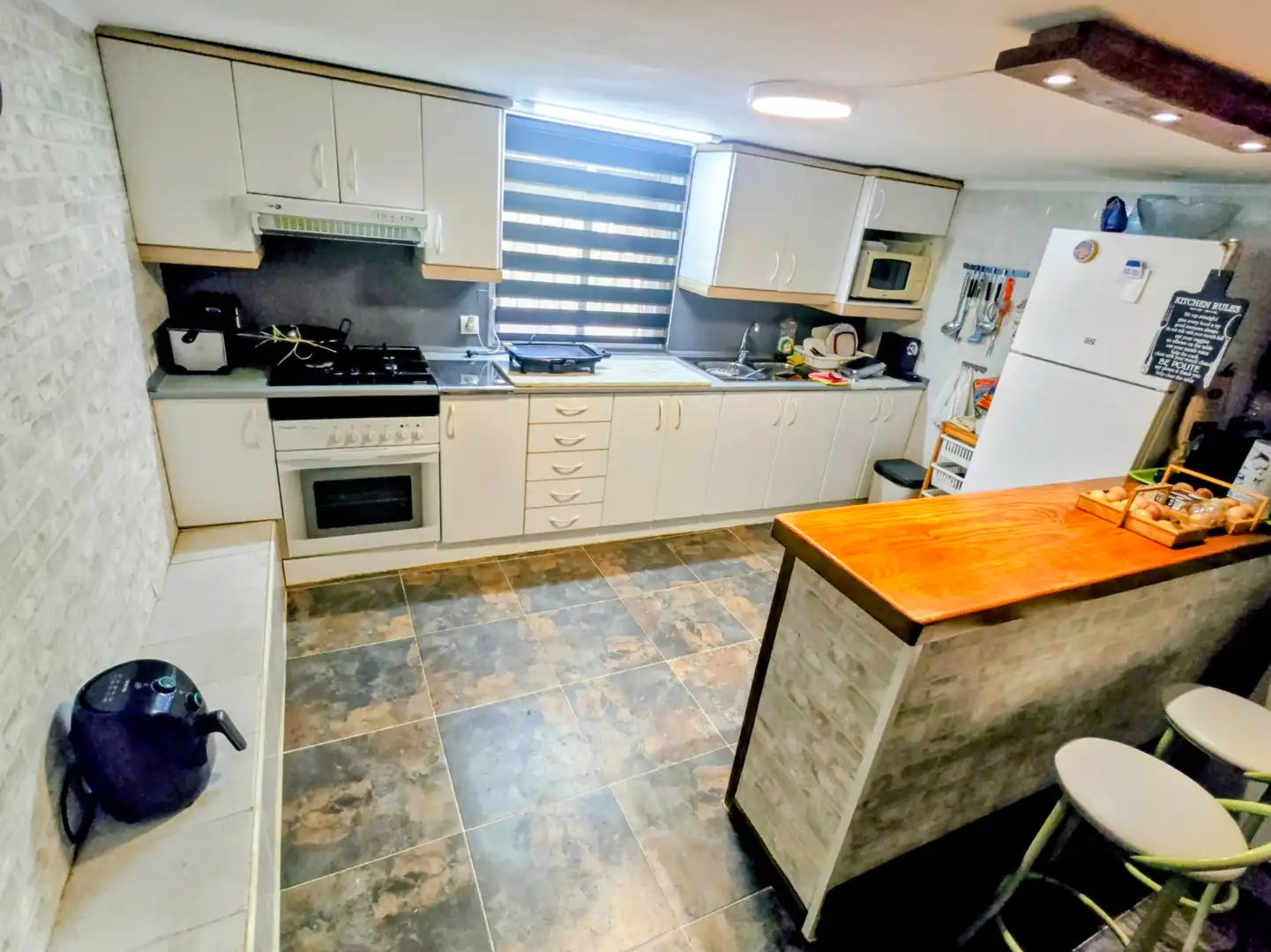 Cocina de Casa o chalet en venta en El Casar de Escalona con Aire acondicionado, Calefacción y Jardín privado
