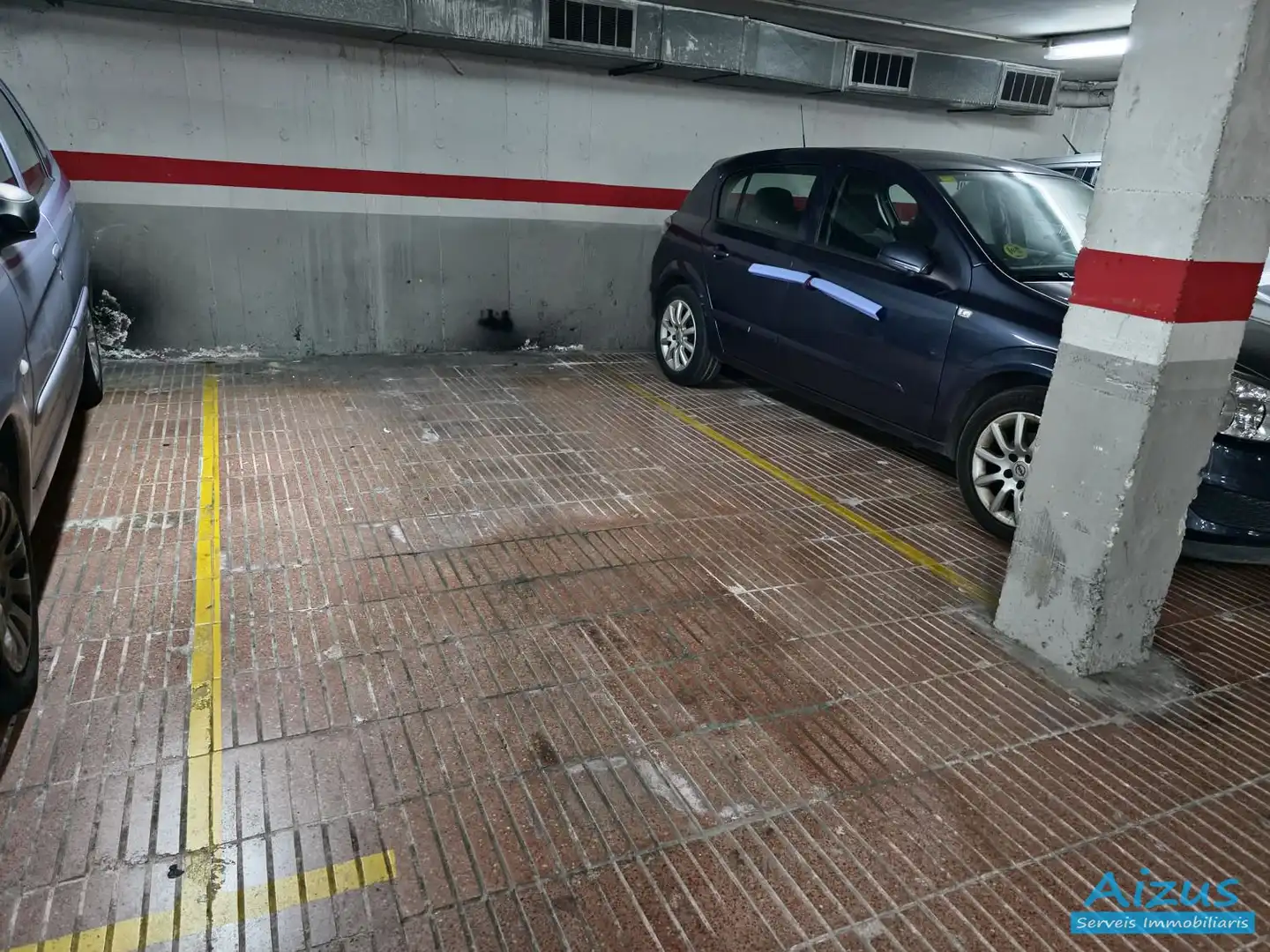 Aparcament de Garatge en venda en Ripollet