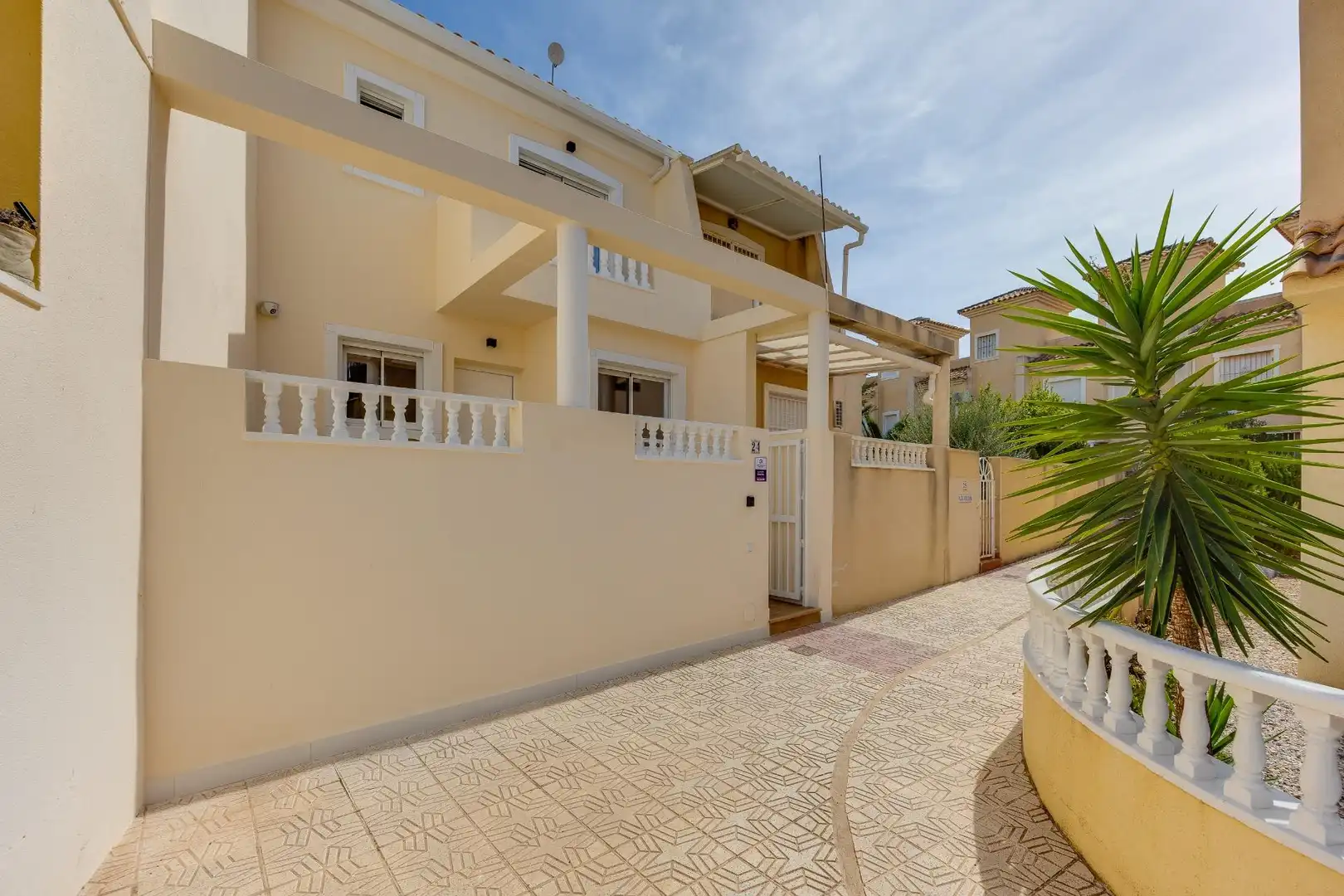 Casa a schiera con terrazza in vendita a Calle La Serviola, imagen 7