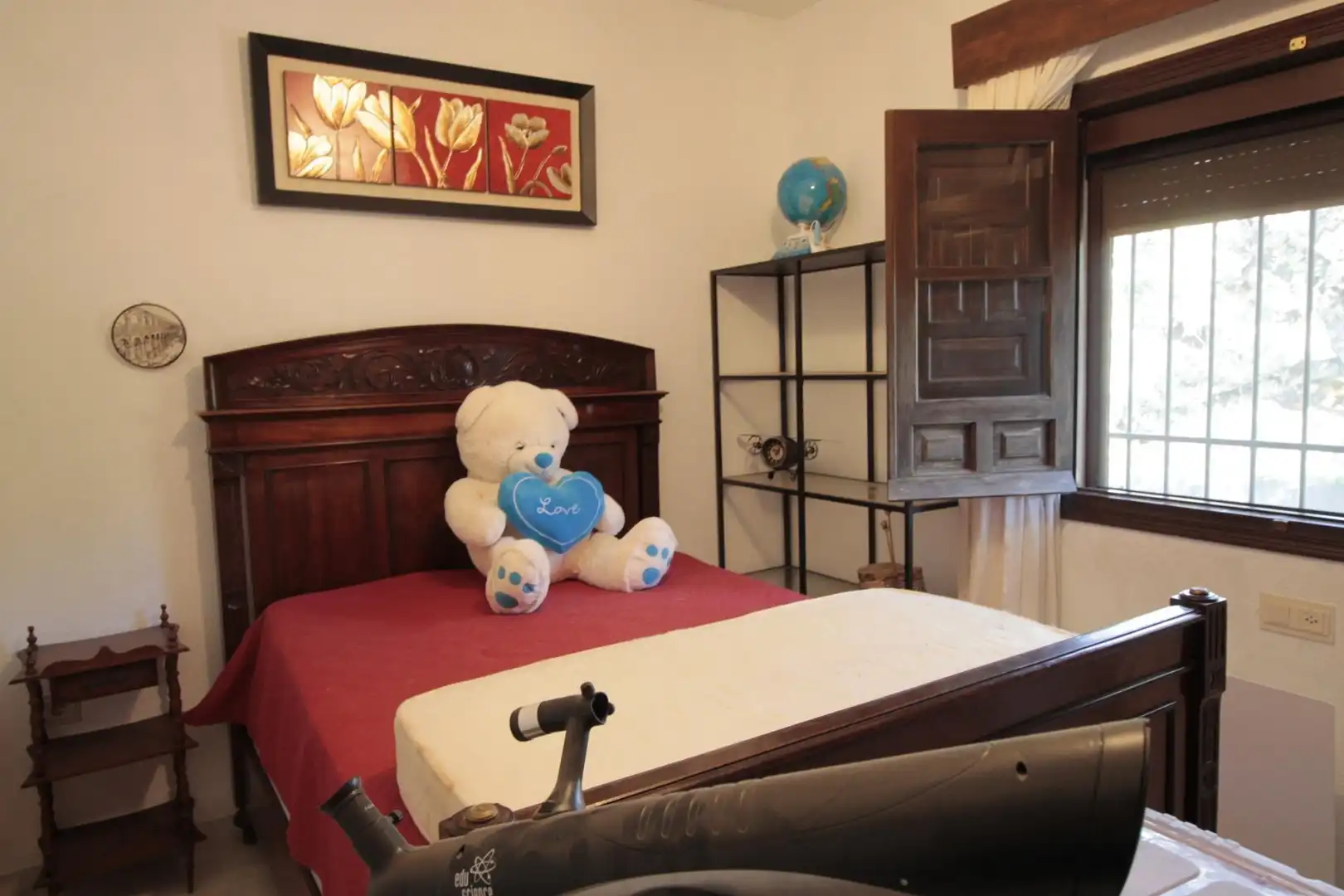 Habitación de Casa o chalet en venta en El Castillo de las Guardas con Jardín privado, Trastero y Piscina