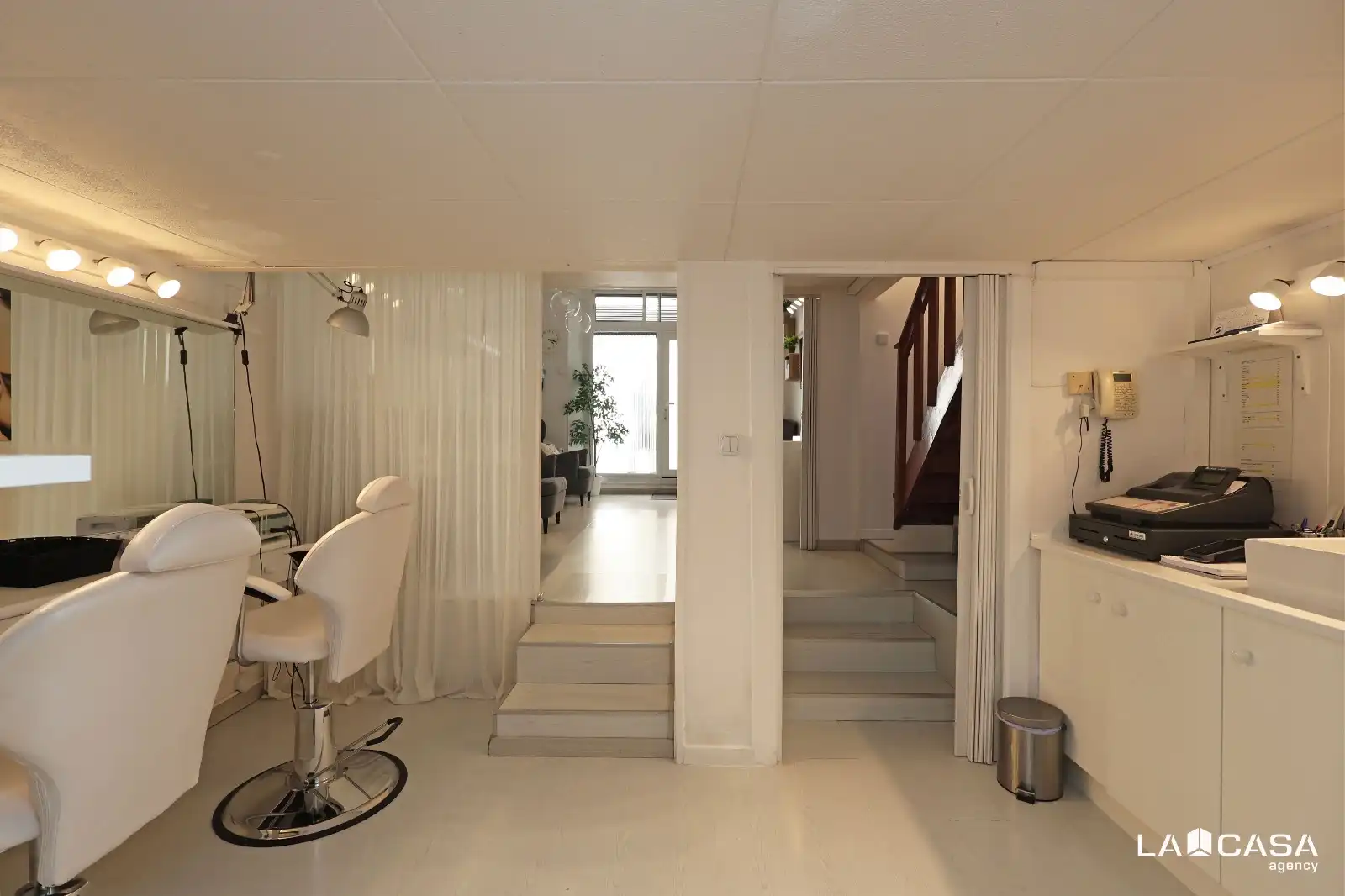 Business premises for transfer in Carrer de Blai, imagen 14