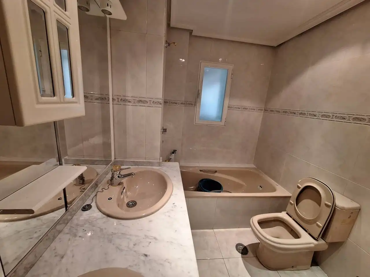 Bathroom of Flat for sale in Fuenlabrada  with Heating and Terrace