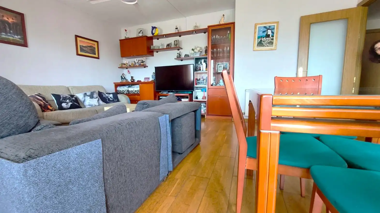 Sala d'estar de Pis en venda en Terrassa amb Calefacció, Parquet i Terrassa