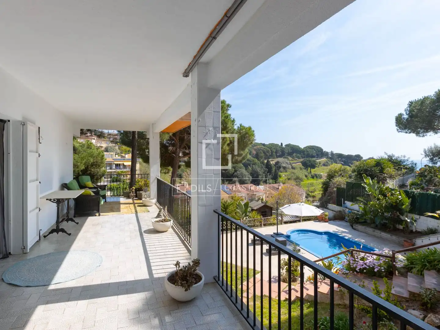 Exterior view of Houses for sale in Arenys de Mar  with Heating, Private garden and Terrace