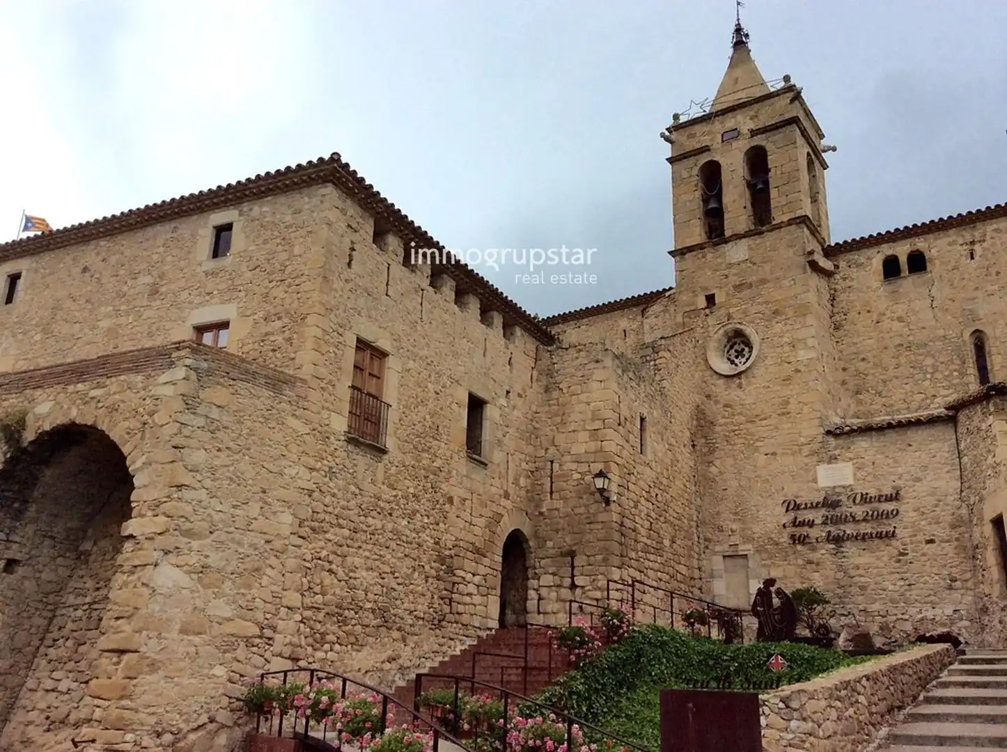 Außenansicht von Einfamilien-Reihenhaus zum Verkauf in Castell d'Aro, Platja d'Aro i s'Agaró mit Klimaanlage, Heizung und Terrasse
