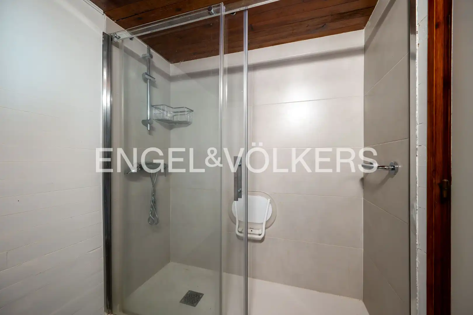 Badezimmer von Maisonette zum Verkauf in Donostia - San Sebastián  mit Heizung