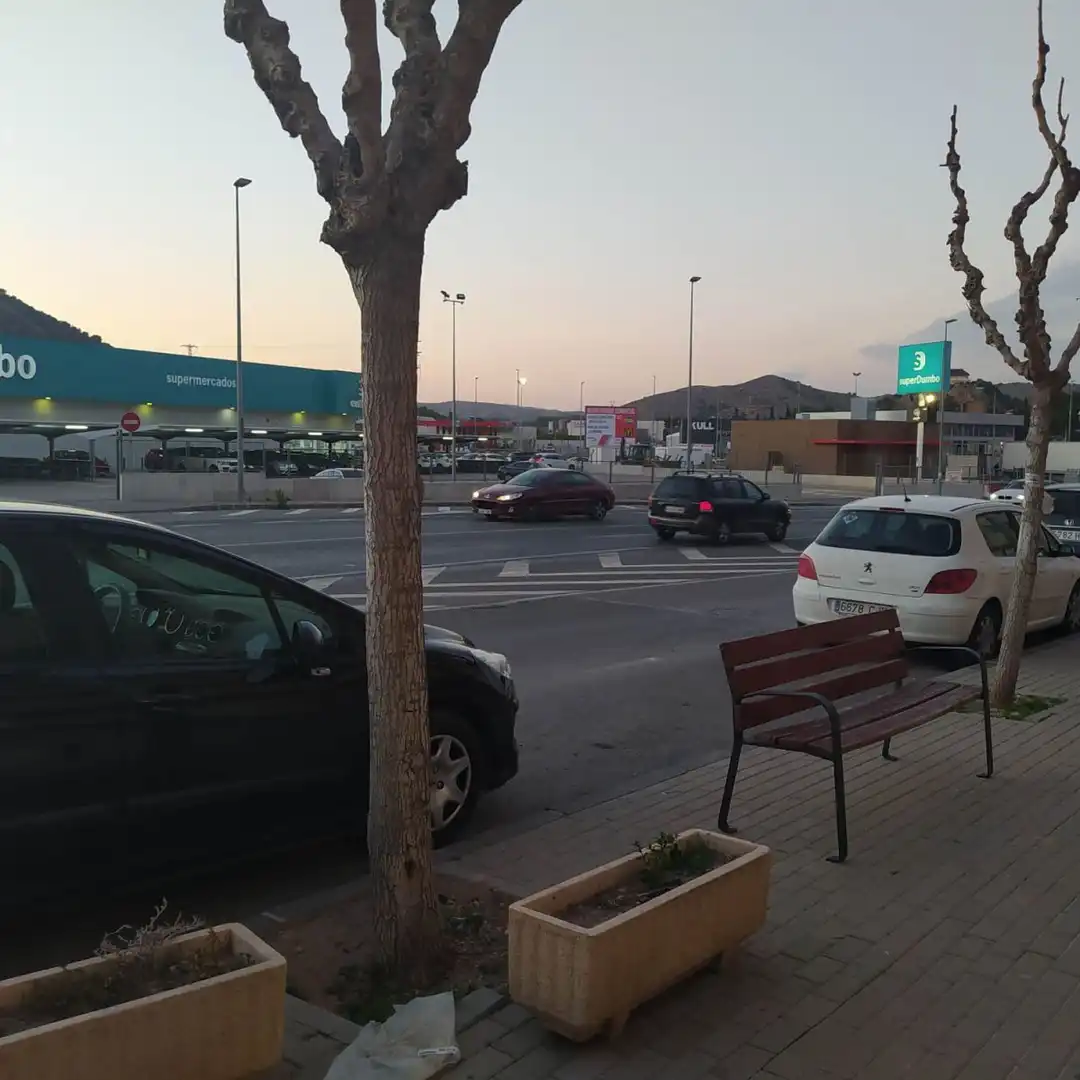 Parkplatz von Büro zur Miete in Murcia mit Klimaanlage und Heizung