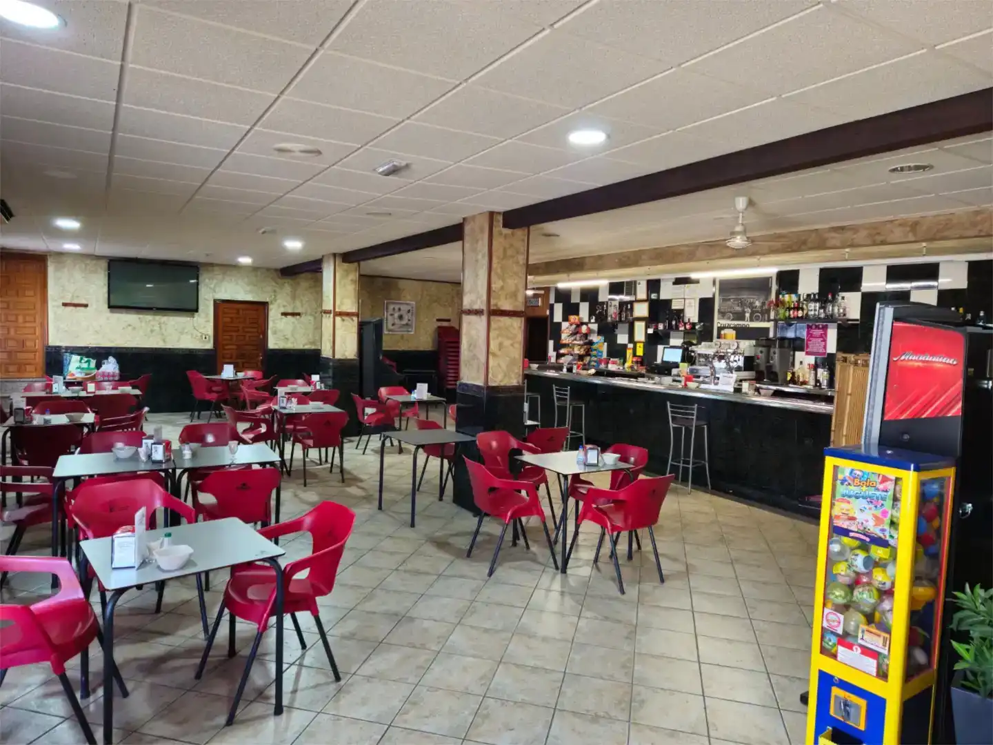 Local en venta en Rus con Aire acondicionado