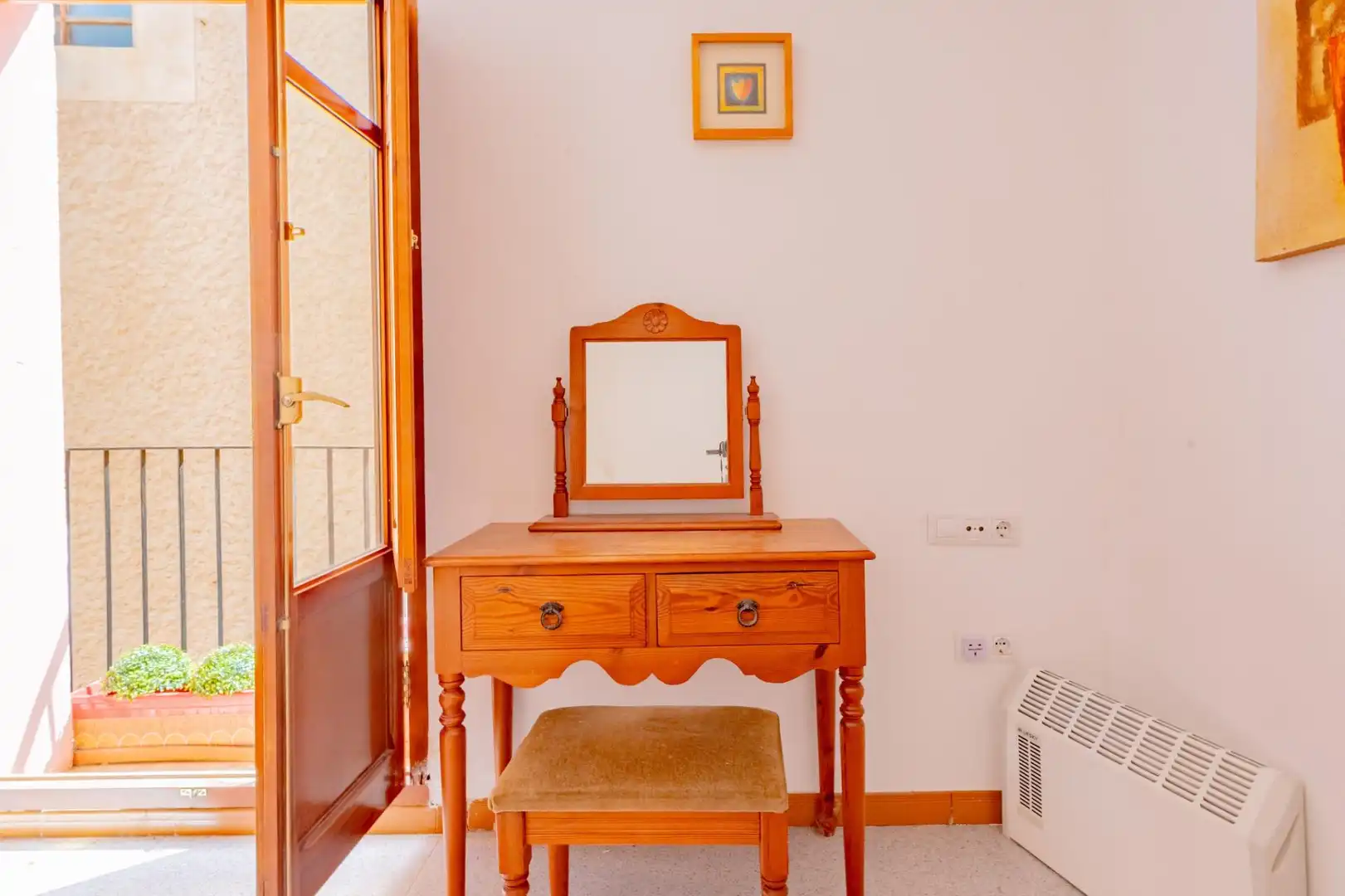 Dormitori de Casa o xalet en venda en Xàtiva amb Calefacció, Terrassa i Moblat