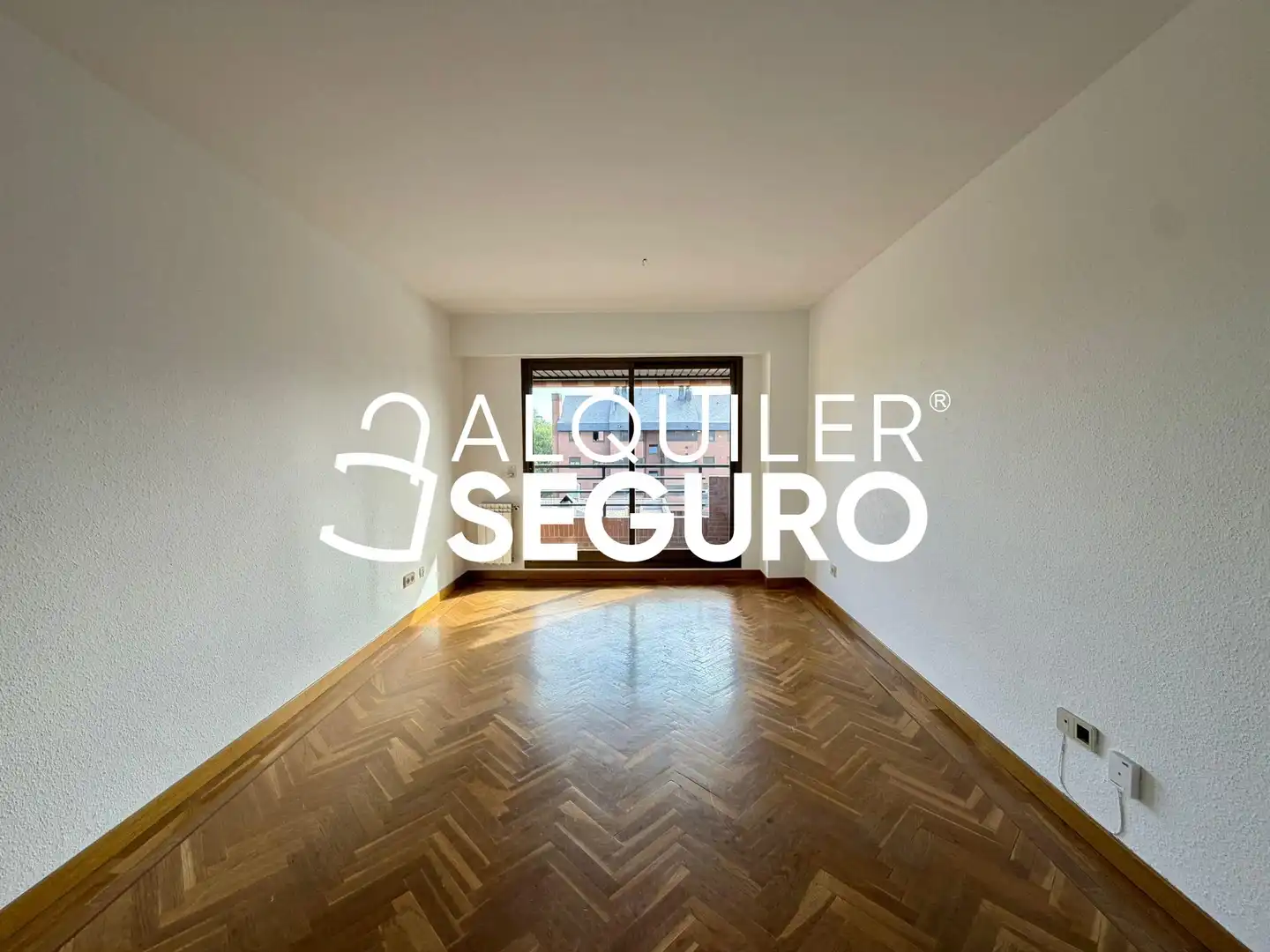Habitación de Piso de alquiler en Pozuelo de Alarcón con Calefacción, Terraza y Trastero
