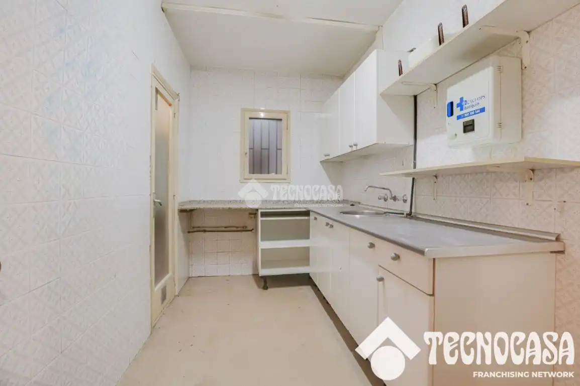 Cocina de Piso en venta en Canovelles con Aire acondicionado y Balcón