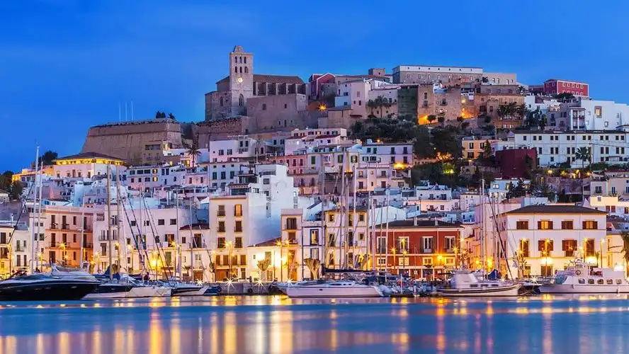 Vista exterior de Casa o xalet en venda en Eivissa amb Aire condicionat, Calefacció i Terrassa