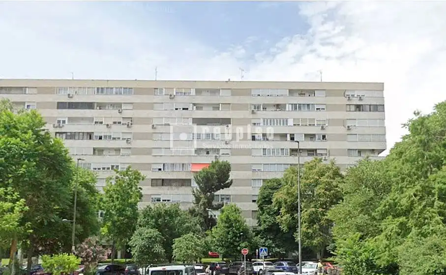 Vista exterior de Piso en venta en Alcorcón con Aire acondicionado, Calefacción y Parquet