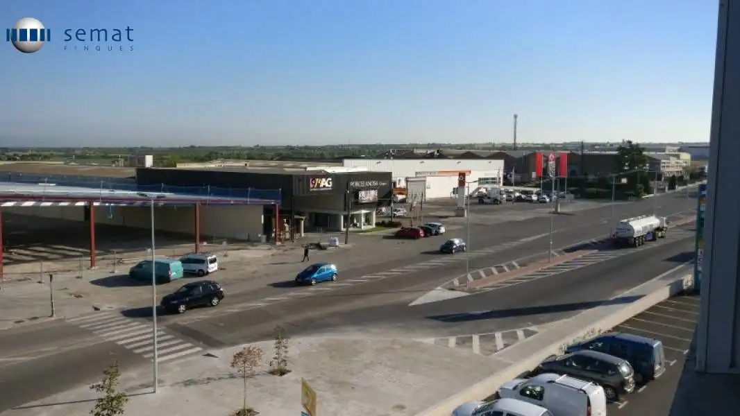 Commercial properties for sale in Tàrrega