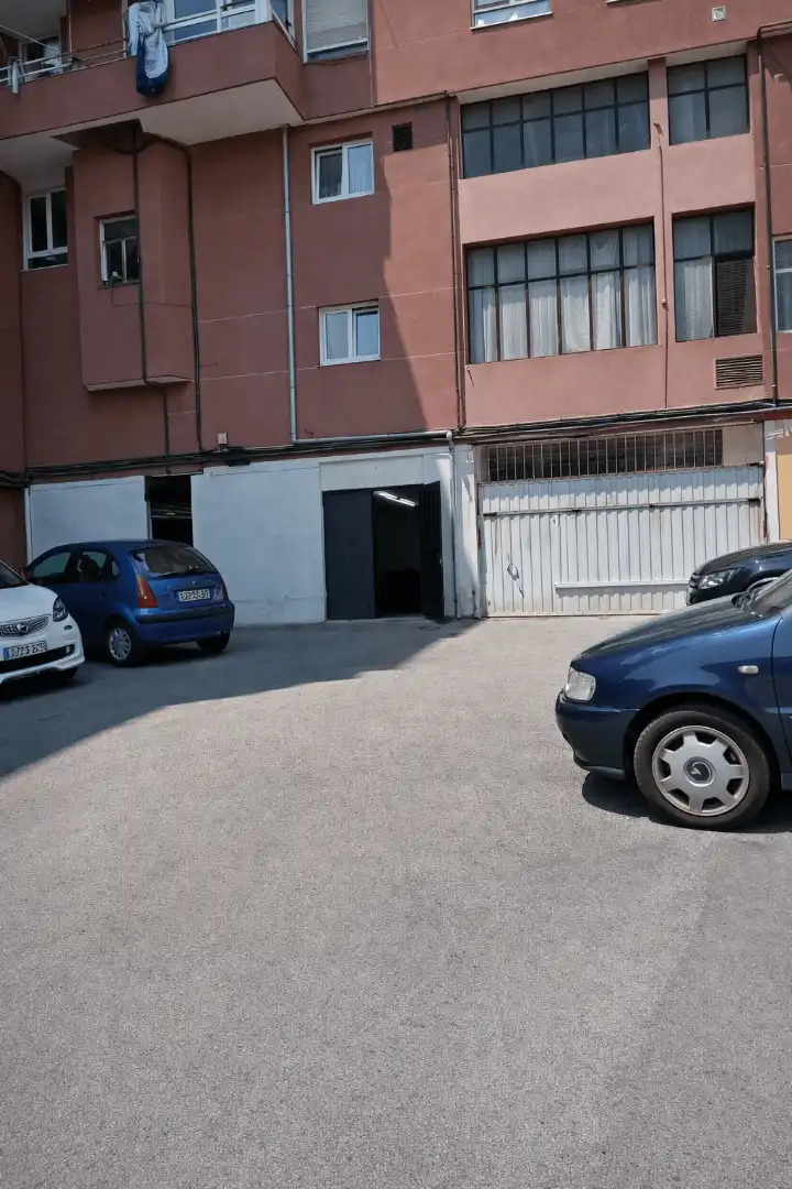 Aparcament de Local de lloguer en Santander