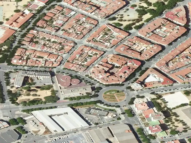 Appartamento in vendita a Calle Josep Fradera i Llanes, imagen 2