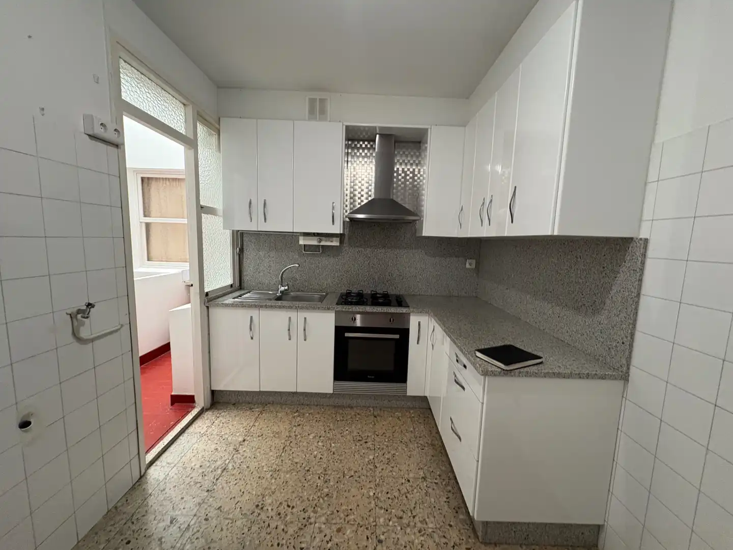 Piso en venta en Rúa Reis Católicos, imagen 3